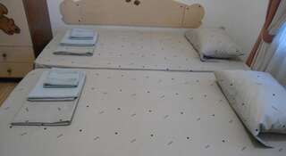 Гостиница Hostel Kvartira 12 Симферополь-6