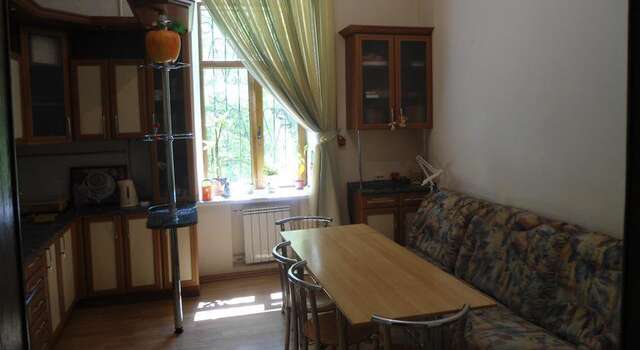 Гостиница Hostel Kvartira 12 Симферополь-14